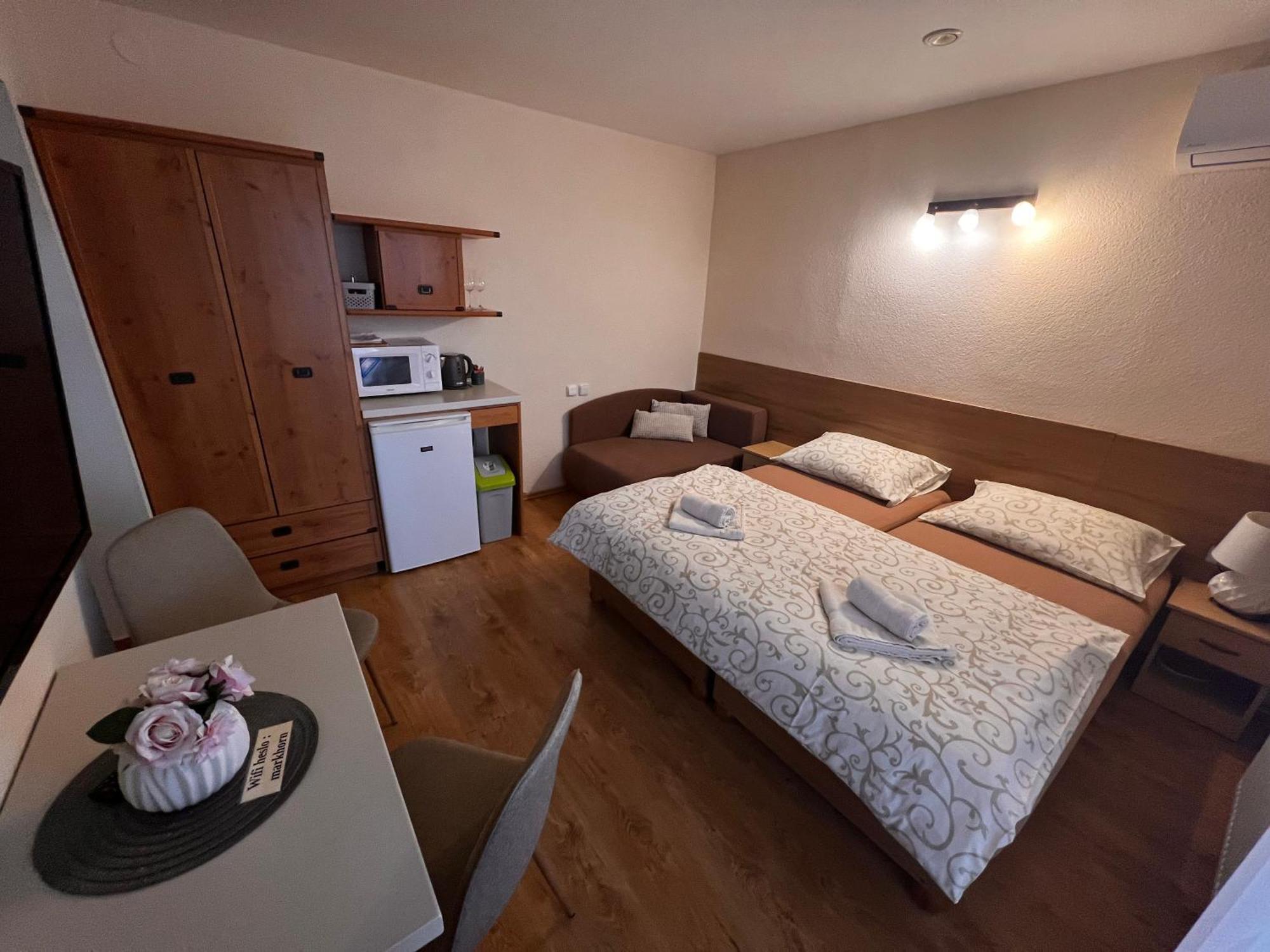 Apartmány Teddy Bojnice Esterno foto